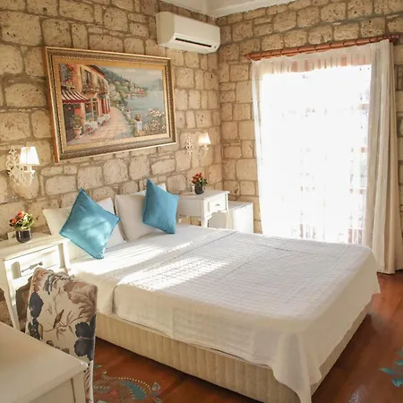 Kavalali Alaçatı