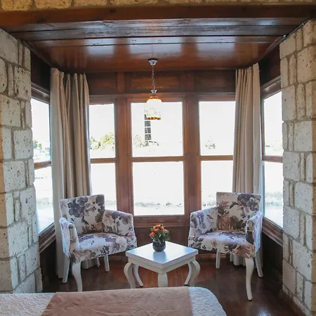 Kavalali Gasthuis 3*